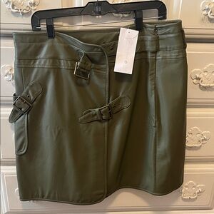 G by Giuliana Khaki Buckle Mini Skirt